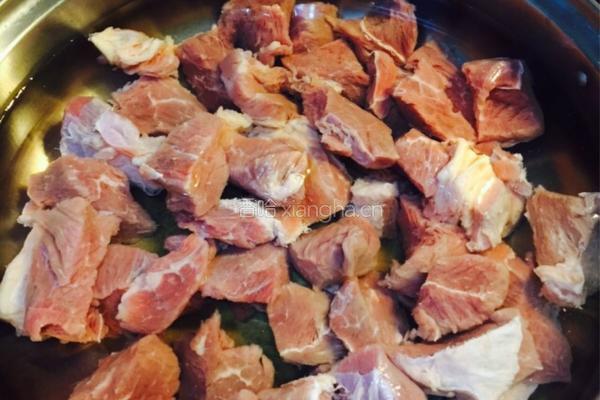 红烩牛肉的做法图解2