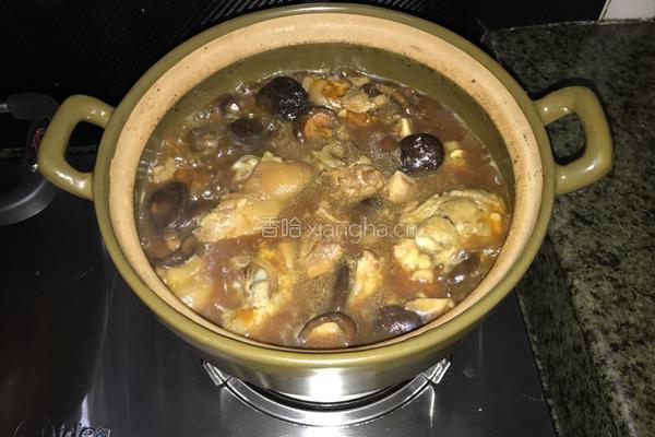 冬菇焖猪手的做法图解10