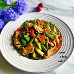 贡菜炒肉的做法[图]