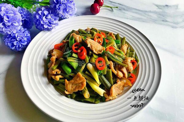贡菜炒肉的做法图解8