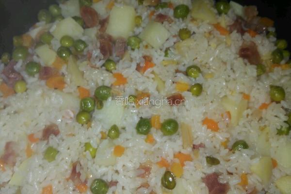 豌豆腊肠土豆闷饭的做法图解8