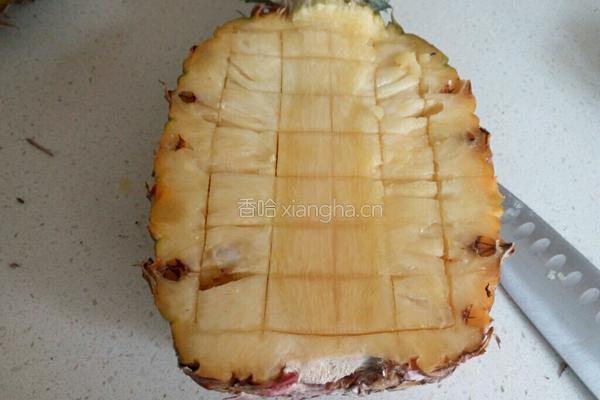 菠萝鸡肉炒饭的做法图解3