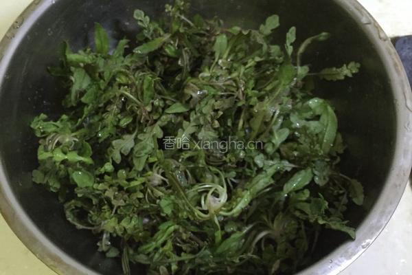 荠菜鲜贝汤的做法图解1