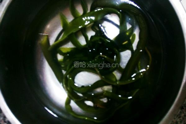 凉拌海波菜的做法图解1