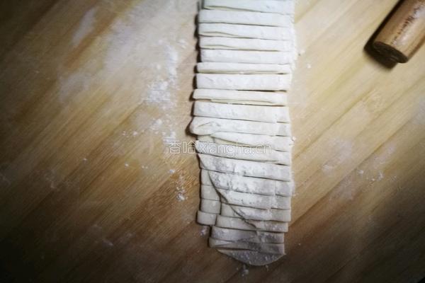 「Cathy边吃边营养」豆角焖手擀面的做法图解14