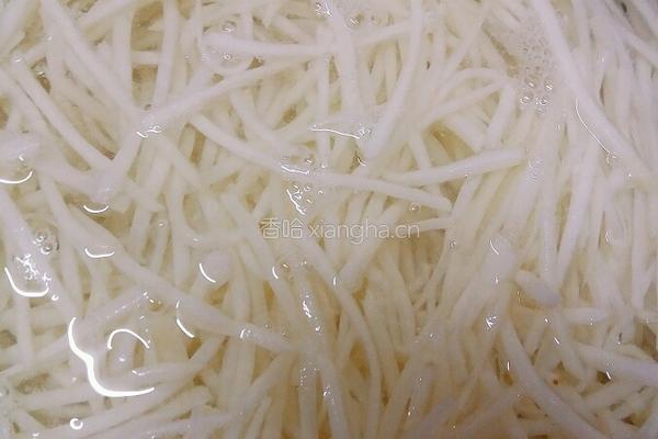 凉拌土豆丝的做法图解3