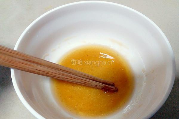 金枪鱼肉松紫菜包饭的做法图解3