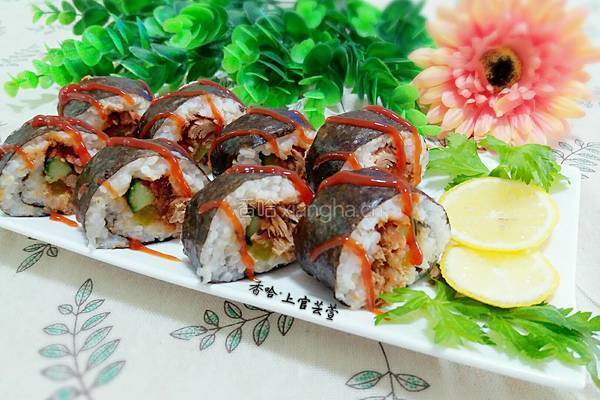 金枪鱼肉松紫菜包饭的做法图解10