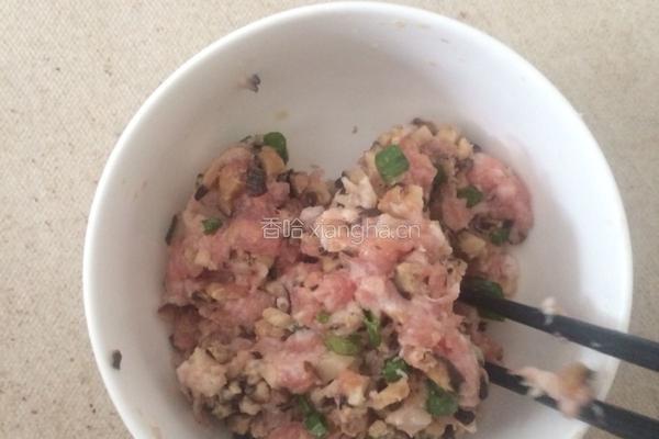 鹌鹑蛋肉丸(自创)的做法图解4