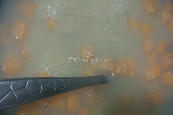 小米红薯粥的做法图解4