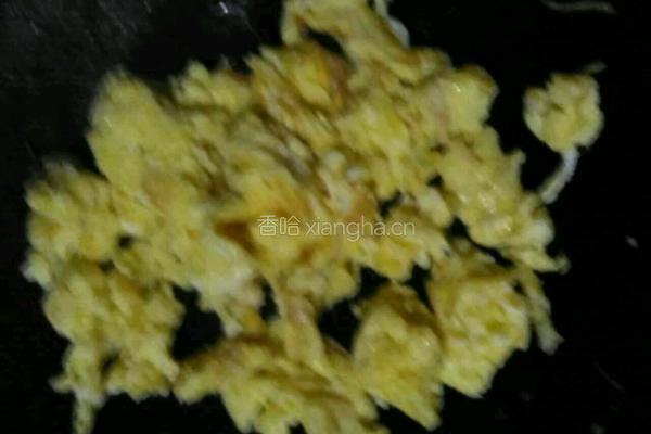 香菜炒鸡蛋的做法图解4