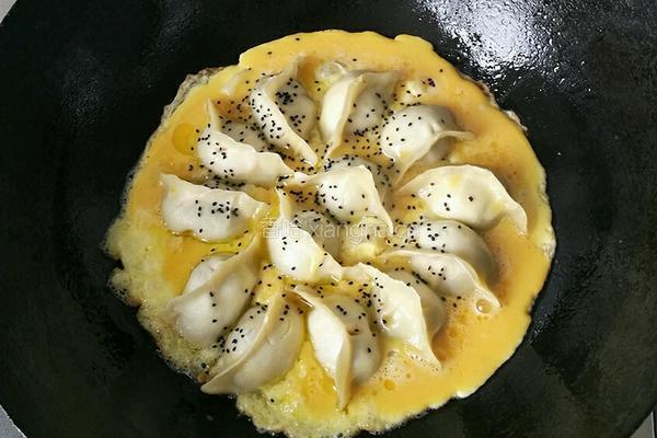 抱蛋煎饺的做法图解6