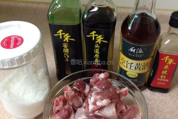 糖醋排骨的做法图解2