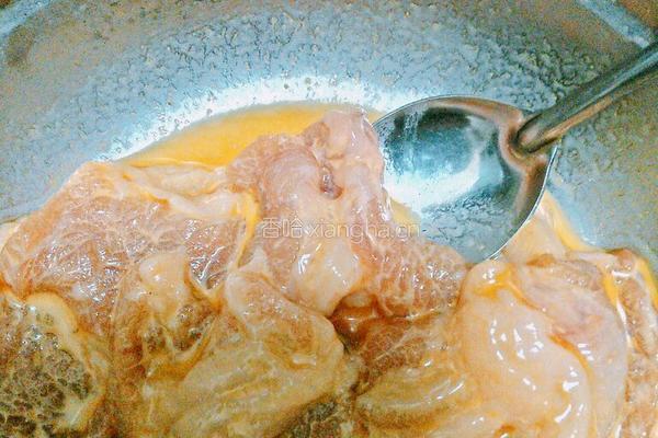 香菠咕噜肉的做法图解1