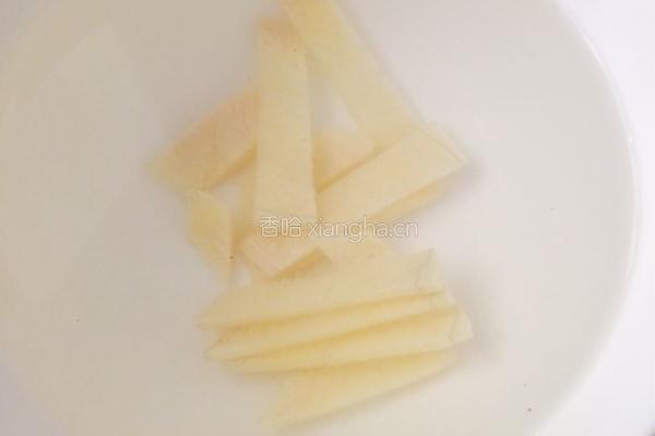 香菇猪肉包子的做法图解1