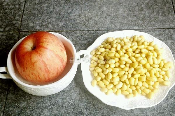 苹果豆浆的做法图解1