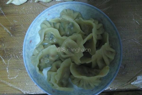 木耳月牙饺的做法图解5