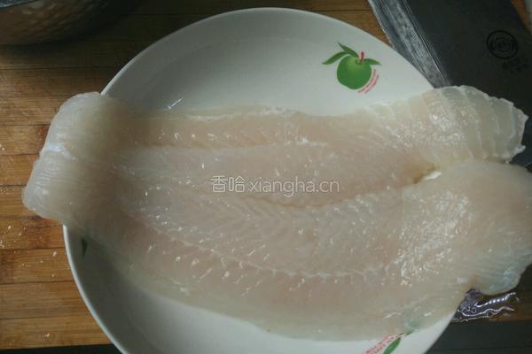 清蒸巴沙鱼柳的做法图解1