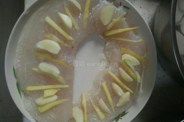 清蒸巴沙鱼柳的做法图解2