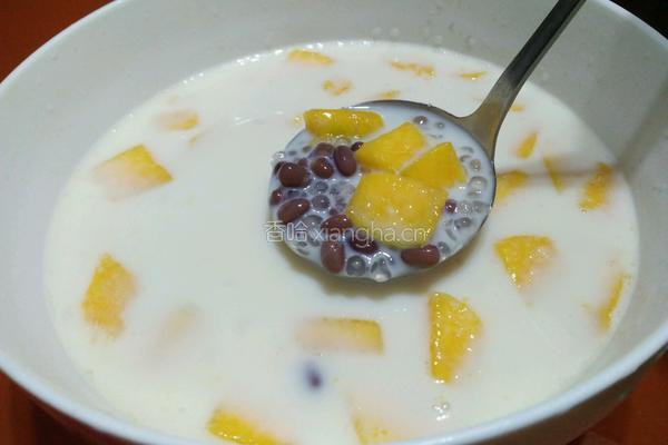 蜜豆芒果西米露的做法图解5