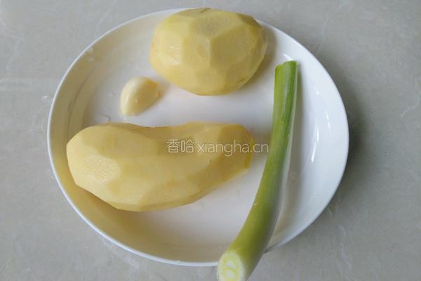 蚝油土豆丝的做法图解1