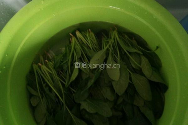 菠菜炒鸡蛋的做法图解1