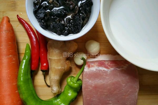 酸辣里脊的做法图解1