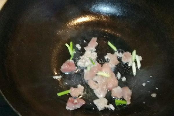木耳菜花小炒肉的做法图解6