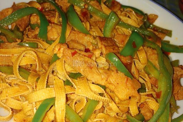 青椒豆腐皮炒肉的做法图解7