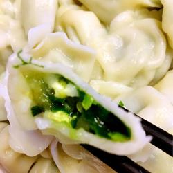 不出水的韭菜鸡蛋饺子馅的做法[图]
