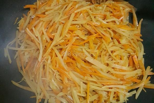 土豆丝炒胡萝卜丝的做法图解8