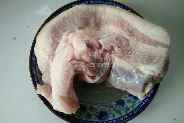 红烧肉的做法图解1