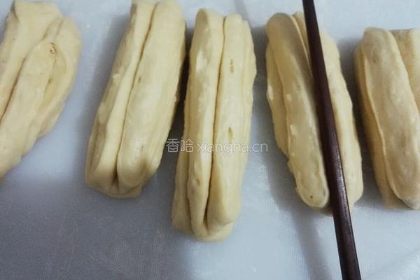 自制油条的做法图解9