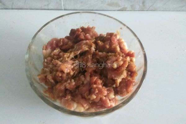 芹菜肉饺子馅的做法图解6