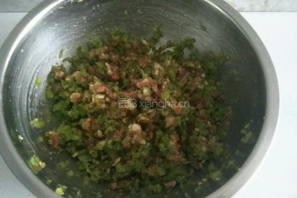 芹菜肉饺子馅的做法图解8