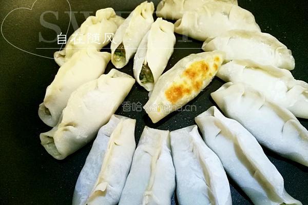 韭菜猪肉锅贴的做法图解4