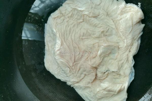 大蒜辣椒炒肚片的做法图解2