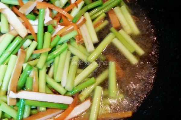 香干炒蒜苔的做法图解10