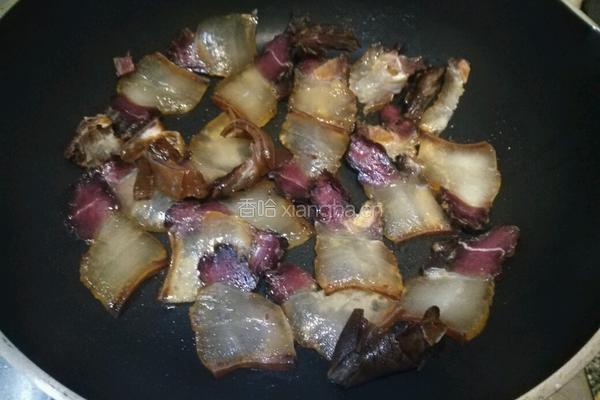蒜苗炒腊肉的做法图解6