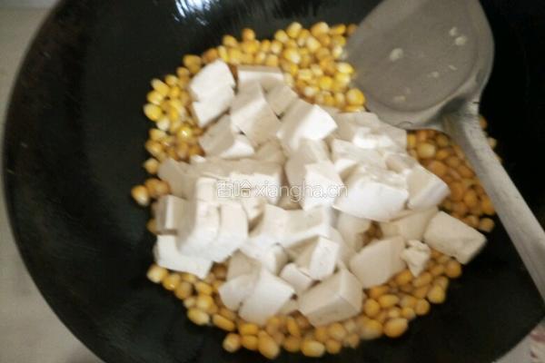 玉米嫩豆腐的做法图解3
