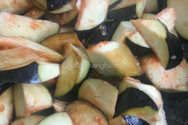 番茄汁烧茄子的做法图解4