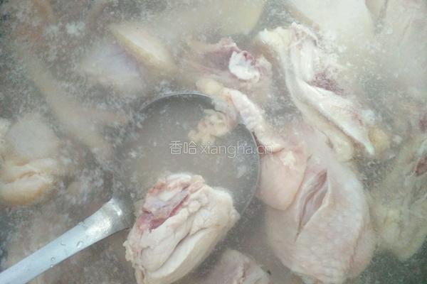 土茯苓炖鸡汤的做法图解3