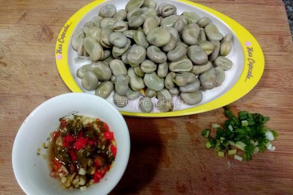 凉拌蚕豆的做法图解6