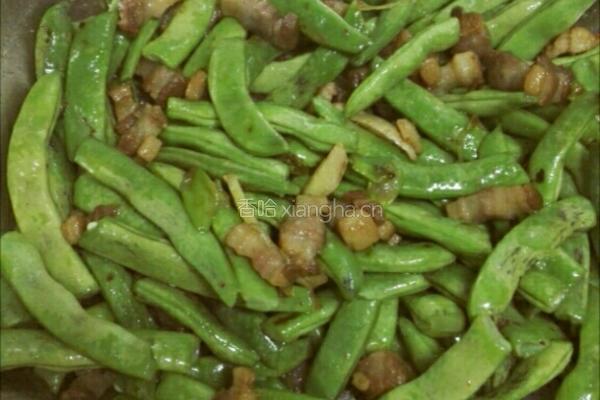 咸肉煸豆角的做法图解6