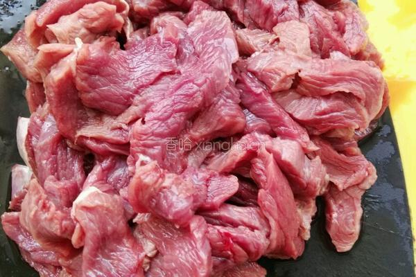 香辣驼鸟肉的做法图解2
