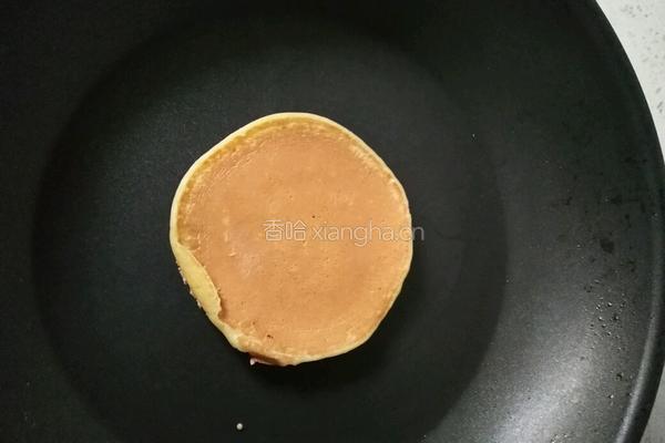 鸡蛋牛奶薄饼的做法图解4