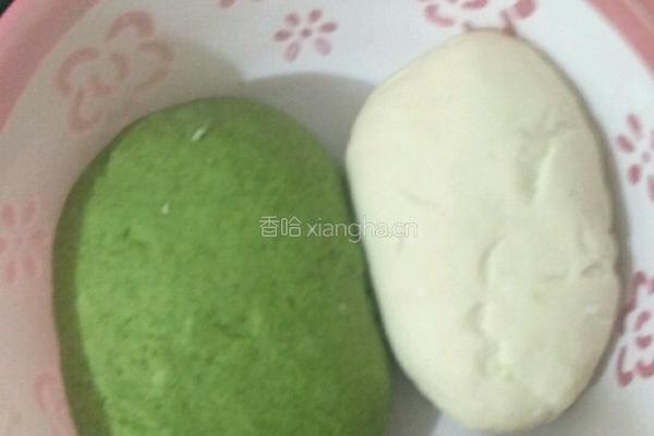白菜饺子的做法图解2