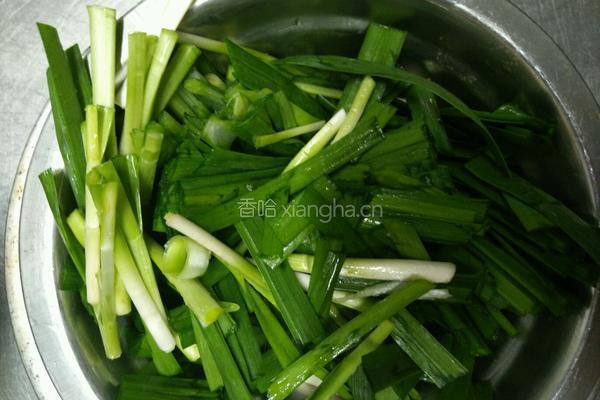 韭菜炒豆干的做法图解1