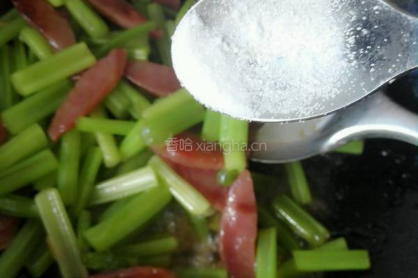 芹菜炒腊肠的做法图解6