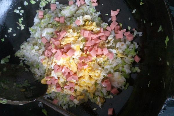 蛋炒饭的做法图解5